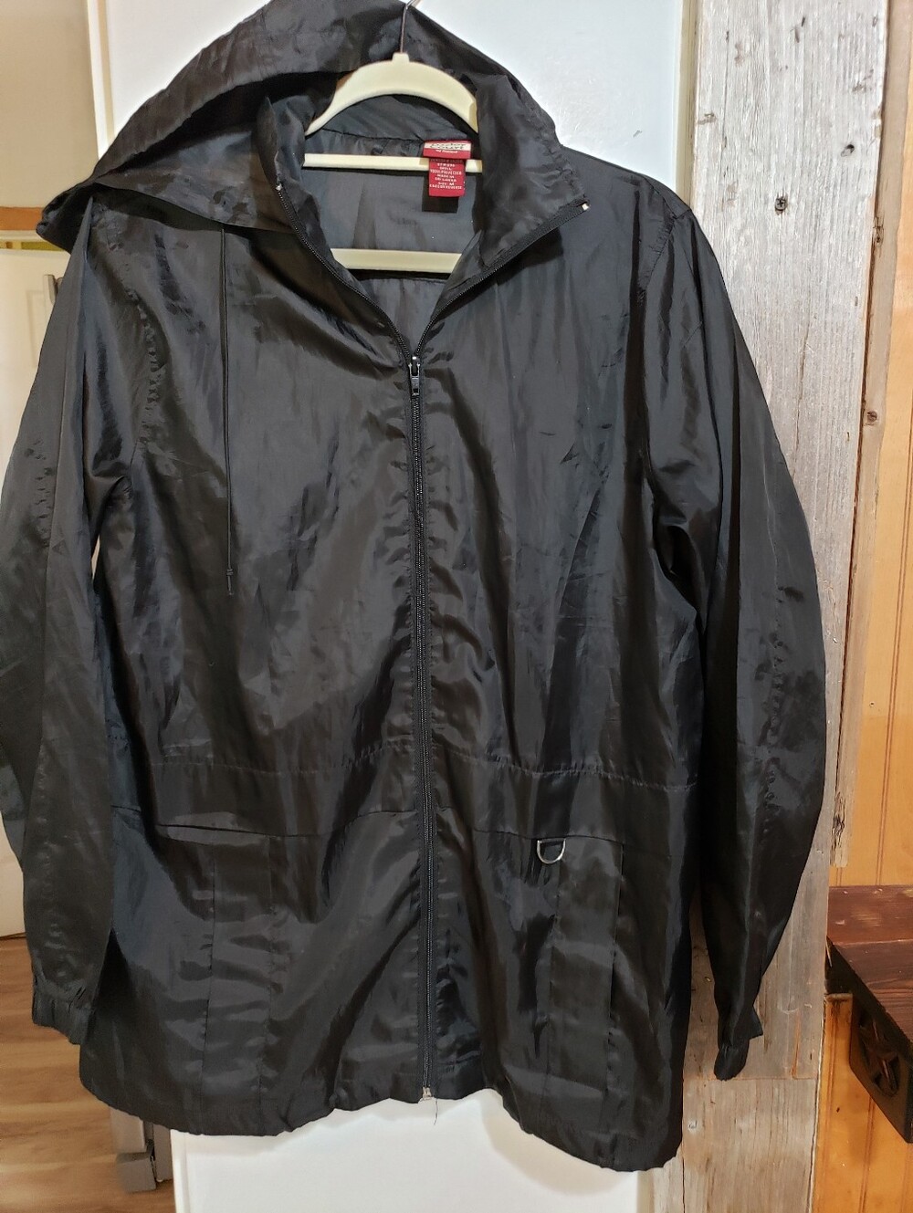 Tudor Court Black Hooded Zip Front Windbreaker Med Women